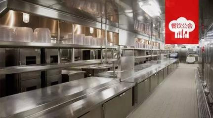 別被&ldquo;中央廚房&rdquo;帶偏了,看看海底撈、金百萬都如何做的